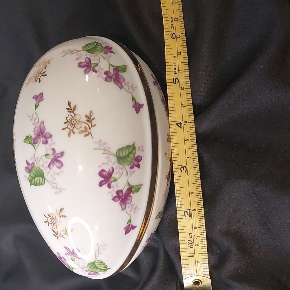 Ucagco Ceramics Japan Floral Porcelain Egg Trinket Box - Picture 5 of 6